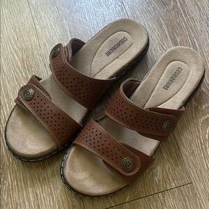 Cushionaire Betsy comfort sandal- brown cutout 2 band, velcro closure, size 8